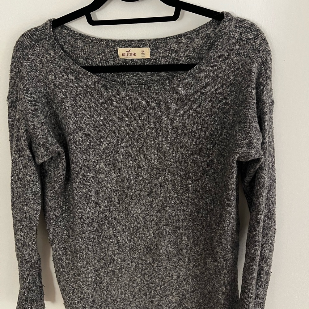 Hollister Gray Crew Neck Sweater Soft Heathered Texture